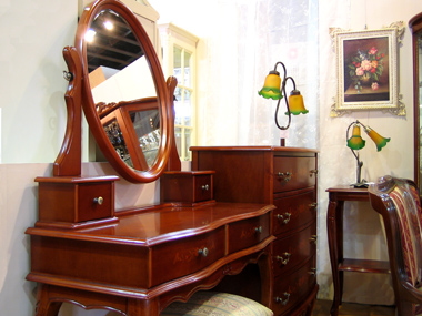 クラシック家具